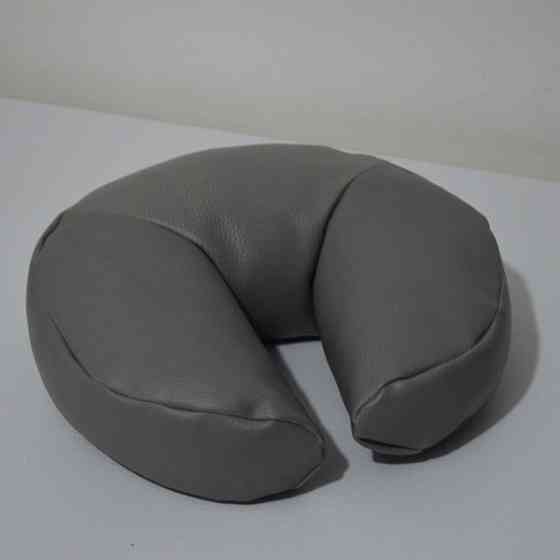 Подушка-підкова під голову, в екошкірі (Кольори в асортименті) Київ