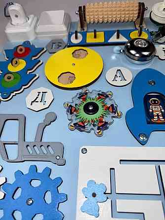 Доска для мальчика 40x50 Игрушки от 6 месяцев для развития мелкой моторики Бизиборд развивающая деревянная игрушка Монтессори Тернополь