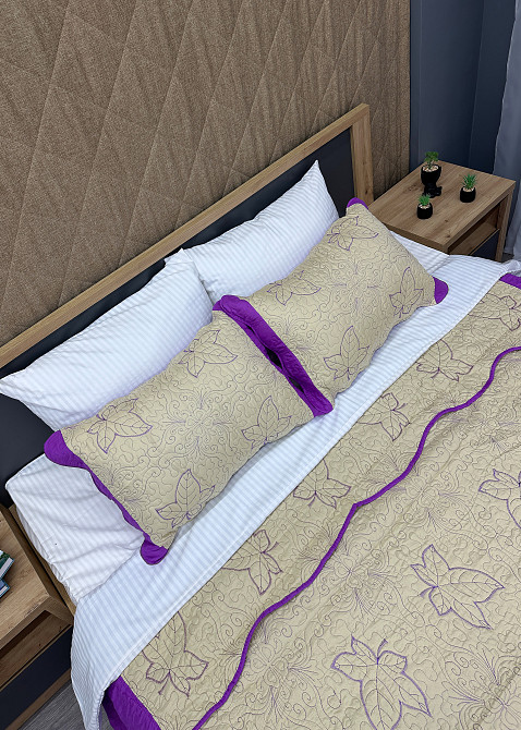 Покривало стьобане з наволочками Expo Trade листя 220x220 (+-10 см) бежевий з лавандовим (85-148) Київ - фото 7