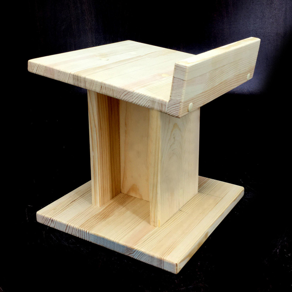 Стойка под акустику 