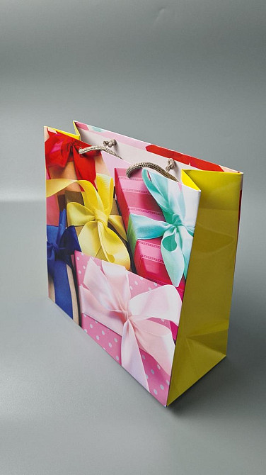 Пакет паперовий подарунковий квадратний 23*24*10 (артKV-126) (12 шт.) Харків - фото 1