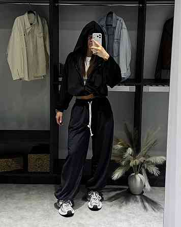 Жіночий стильний повсякденний велюровий костюм Одеса