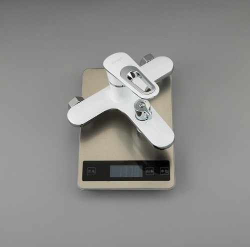 Смеситель для ванной с душевым гарнитуром Frap F3249 белый/хром Киев - изображение 7