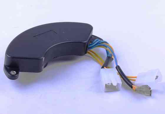 Стабилизатор напряжения бензогенератора  (5-6 кВт)  трехфазное (пластик) Мукачево