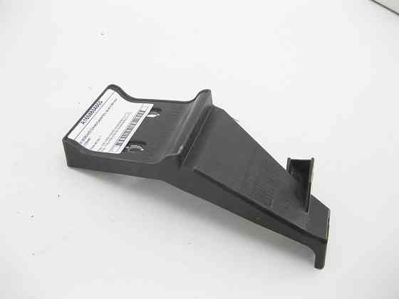 Mercedes-Benz  A1668804600 Бічний тримач заднього бампера праворуч ML/GLE W166 GLE Coupe C292 GL/GLS X166 Одесса