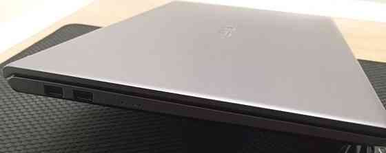 Сучасний Ноутбук ASUS Vivobook 15 F512D у гарному стані. Київ