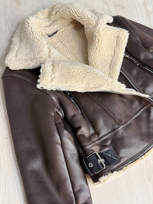 Дублянка жіноча Aftf Basic 2418 коротка косуха з бежевим хутром коричнева, коричневий, L Київ - фото 14