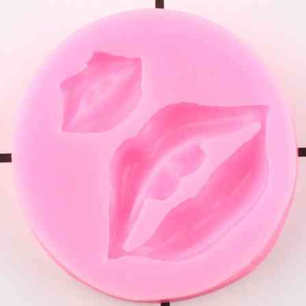 Молд силиконовый Губы 47 мм розовый Киев