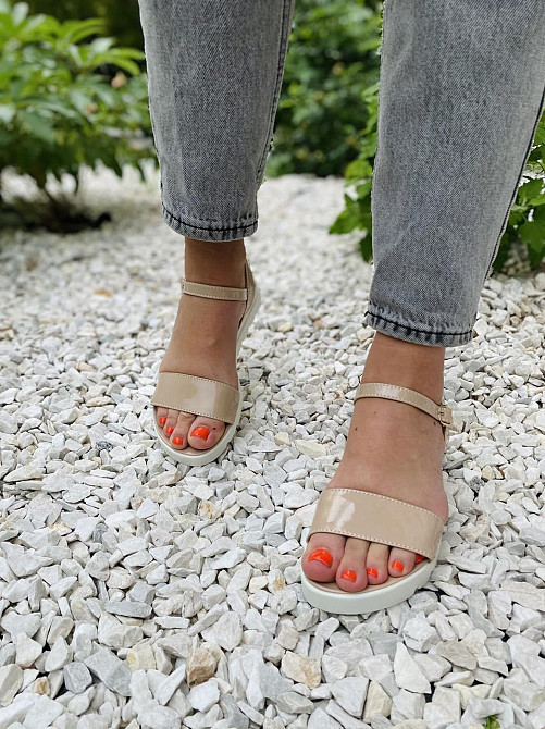 Mermaid Босоніжки жіночі 801 бежеві (літо, лак натуральний) (948) Коломия - фото 3