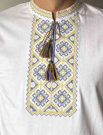 Футболка вишиванка білого кольору Київ