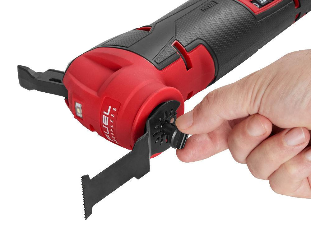 Інструмент багатофунціональний акумуляторний MILWAUKEE, M18 FMT-0X (+ універсальне лезо, шліф. підошва, шліф. папір, HD кейс) Одеса - фото 7