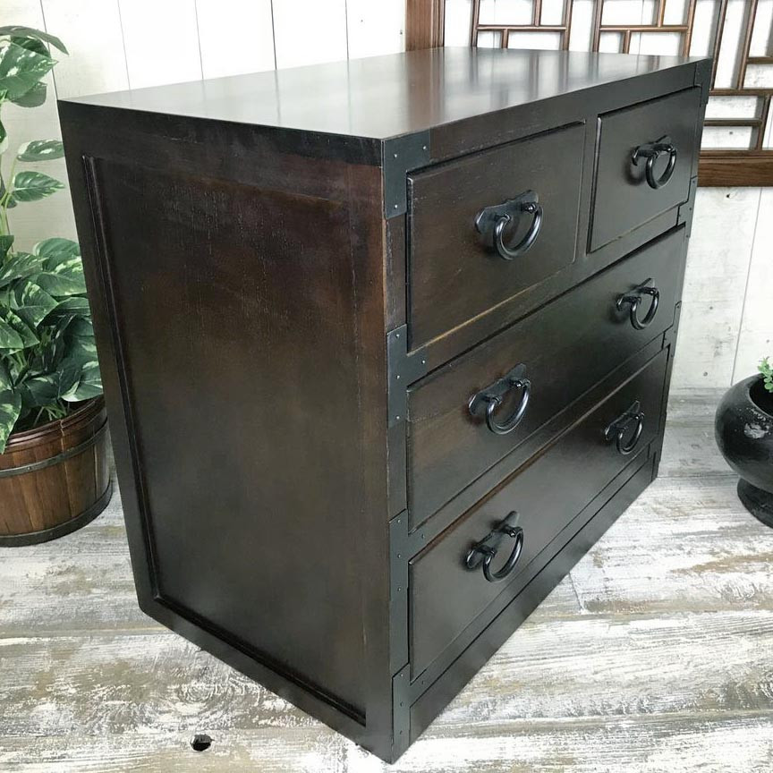 Комод тансу 