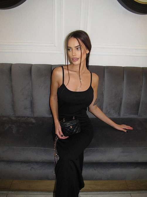 Жіноча трендова моделююча максі сукня на бретелях щільний турецький рубчик Одеса - фото 8