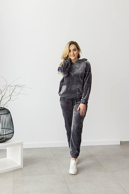 Жіночий велюровий костюм із капюшоном Графітовий XS Харків - фото 7