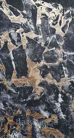 Шпалери вінілові на флізеліні AdaWall Roka 1.06х10 під камінь мармур структурні чорні золотисті 3д 23103-5 Київ