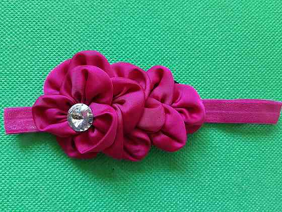 Ошатна пов'язка дитяча малинова - квітка 10см, розмір універсальний (на резинці) Київ