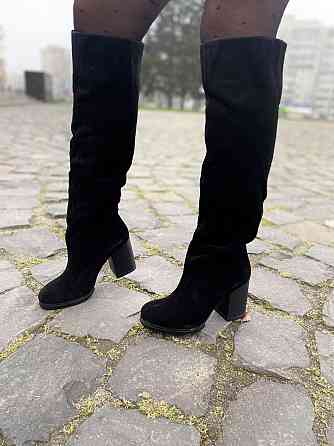 Valiente Чоботи жіночі VALIENTE чорні натуральна замша высота 45 см обхват голени 36-39 см кабл Коломия