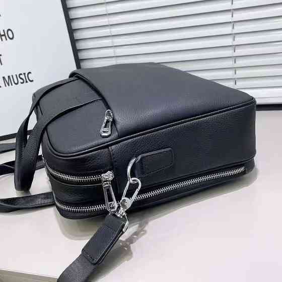 Кожаная мужская деловая сумка для ноутбука 40x27x10, офисный портфель Tiding Bag 56901, черный Киев