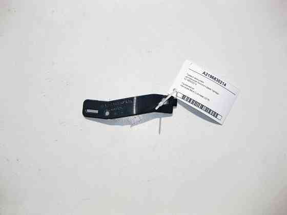 Mercedes-Benz  A2196830214 Правий кронштейн центральної консолі до рами торпеди CLS C219 Одесса