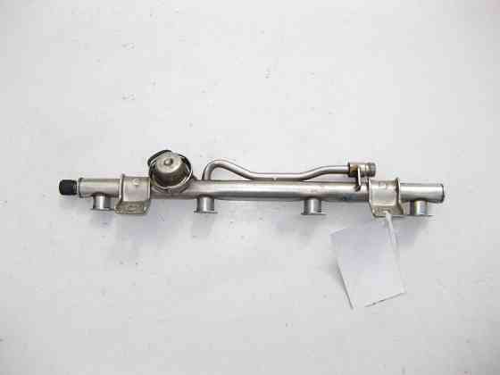 Mercedes-Benz  A1110703095 Паливна рампа - розподільник для двигуна M111 R4 2.0 2.3л Одесса