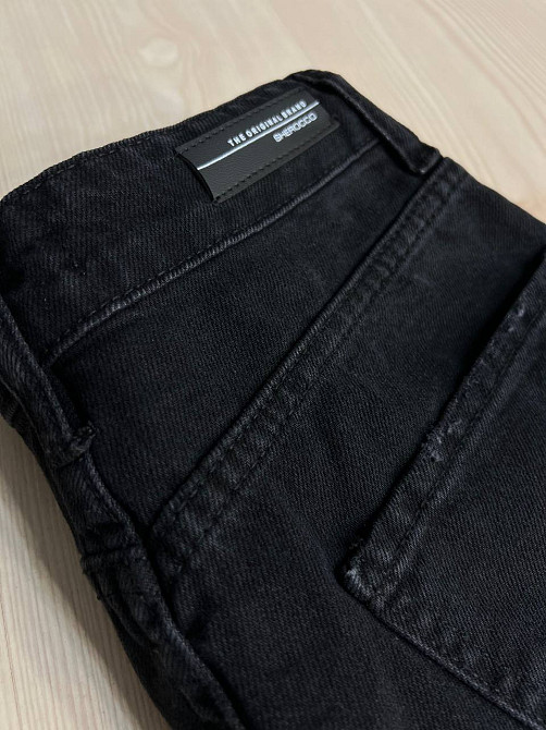 Шорти жіночі джинсові Sherocco 400 бермуди довгі з високою посадкою і манжетом чорні, чорний, 26, 26 Одеса - фото 7