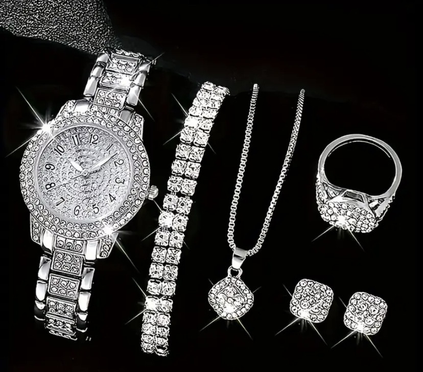 Подарунковий набір для жінок наручний годинник браслет кільце ланцюжок з кулоном і сережки сріблястий Київ - фото 1