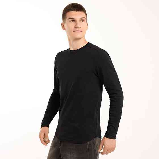 Чорний чоловічий лонгсів Pobedov Dune. Чорна чоловіча кофта з куліру Київ