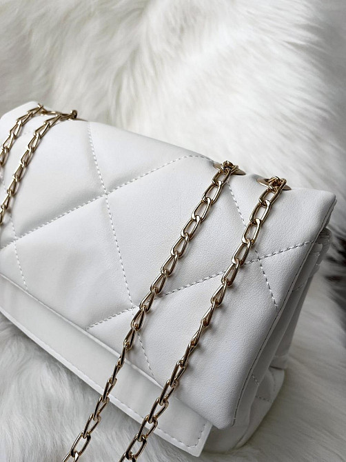 Сумка жіноча вечірня ошатна біла сумочка на ланцюжку сумки жіночі Київ - фото 2