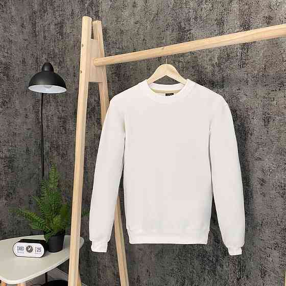 Світшот чоловічий однотонний молочний Pobedov 001 Київ