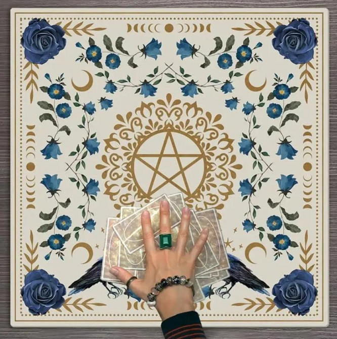 Алтарная скатерть для карт Таро и Рун. Скатерть для гадания с изображением Ворона и пентаграммы 49*4 Киев - изображение 4