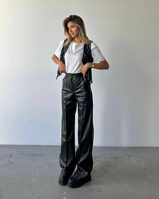 Женские базовые брюки на высокой посадке из эко-кожи Одесса - изображение 1
