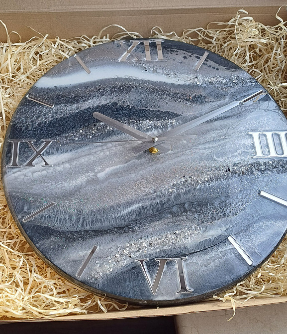 Настінний годинник з епоксидної смоли ручної роботи Дніпро - фото 3