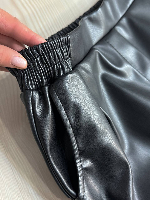 Брюки жіночі Gritana 237 з екошкіри МОМ на резинці великі розміри чорні, чорний, 4XL Київ - фото 2