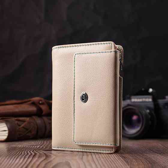 Вместительный кошелек для женщин из натуральной кожи ST Leather 22500 Белый Киев