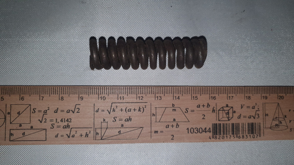 Пружина сжатия 15.5х59х3 мм. СССР. Харьков - изображение 1