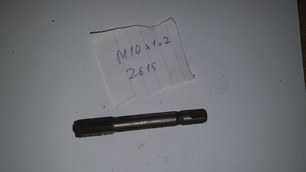 Метчики машинно-ручные М10х1 (2619); М10х1 (2615). СССР. Харьков - изображение 2