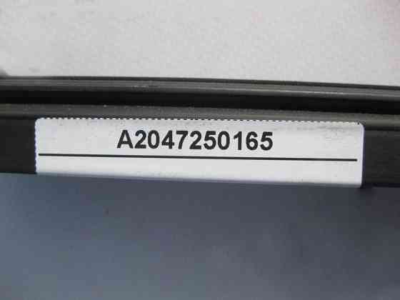 Mercedes-Benz  A2047250165 Внутрішня ущільнювальна планка скла передніх лівих дверей C-Class W204 Одеса