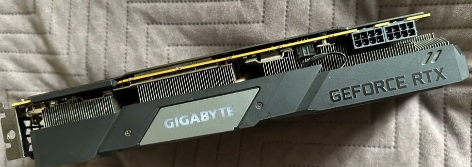 Видеокарта: RTX 2080TI , Gigabyte. Киев - изображение 1