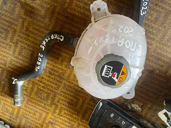 Бачок расширителя Kia Sportage 2021–2025 (оригинал) Киев