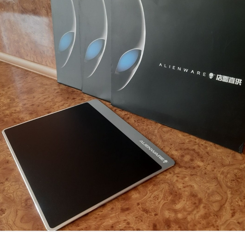 Alienware оригинальный алюминевый коврик для мышки. Киев - изображение 1