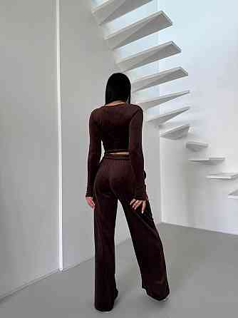 Женский прогулочный костюм двойка: лонгслив и штаны велюр Шоколад, 42/44 Одесса