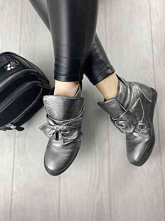 Жіночі снікерси 2415 срібні натуральна шкіра демісезонні підошва 2/7 см розмір 38 (3233) Коломия