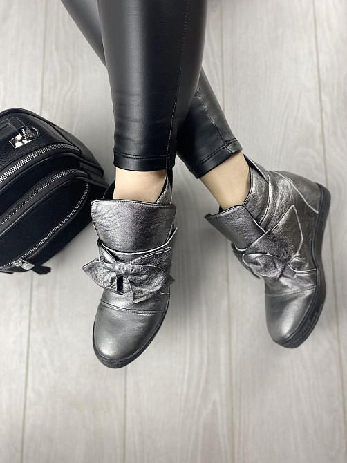 Жіночі снікерси 2415 срібні натуральна шкіра демісезонні підошва 2/7 см розмір 38 (3233) Коломия - фото 4