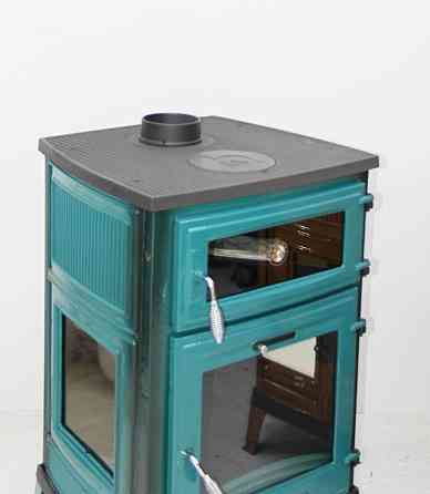 Піч-камін чавунна на дровах з духовкою Hosseven 8000E 13 кВт три скла верхній димохід блакитна Київ