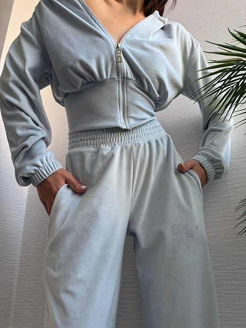 Женский стильный прогулочный костюм двойка: кофта и штаны велюр-плюш Голубой, 48/50 Одесса - изображение 11