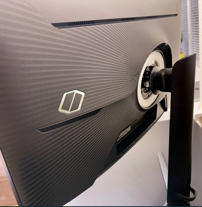 Монитор Samsung Odyssey G7 LS28AG702 Киев - изображение 3