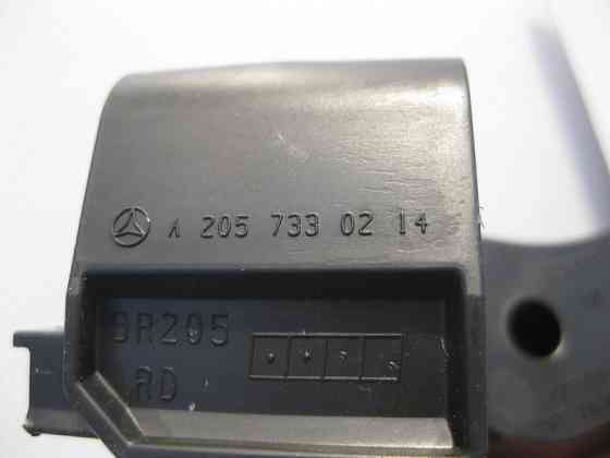 Mercedes-Benz  A2057330214 Тримач - кронштейн рами ручки та замка задніх правих дверей C-Class W205 Одеса