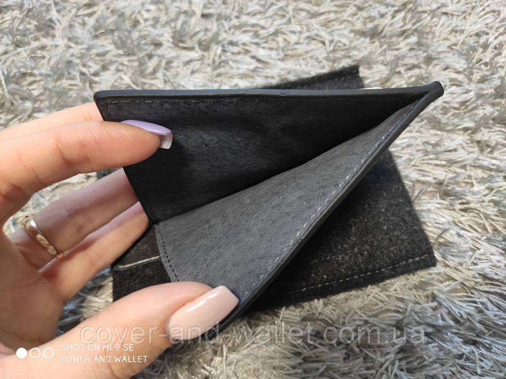 Чорний шкіряний картхолдер із відділенням для купюр Grande Pelle Київ - фото 7