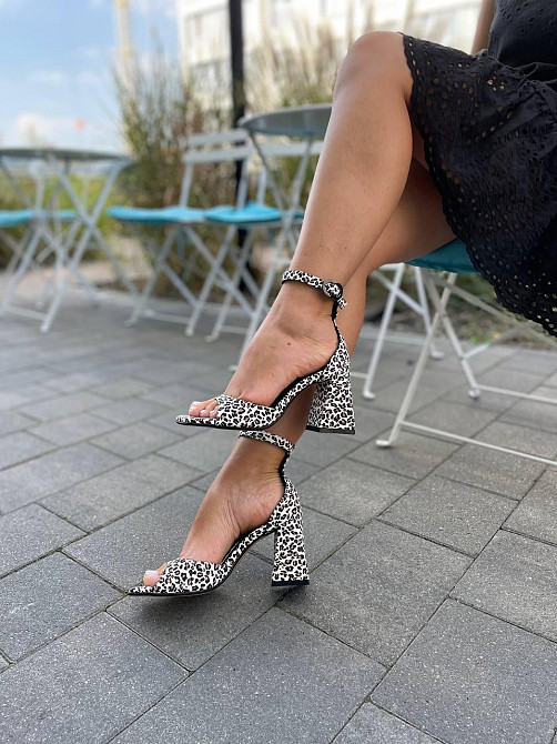 LIRIO Босоніжки жіночі шкіряні літні на підборах леопардові відкриті LIRIO L0305/8073-68 Коломия - фото 3