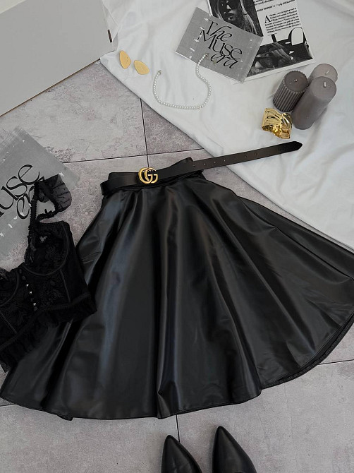 Женская базовая юбка солнце из эко-кожи Одесса - изображение 3